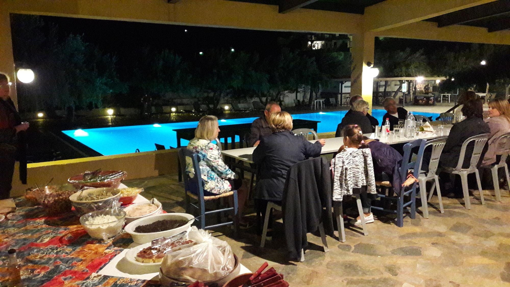 Villea Village Aparthotel Makrýgialos