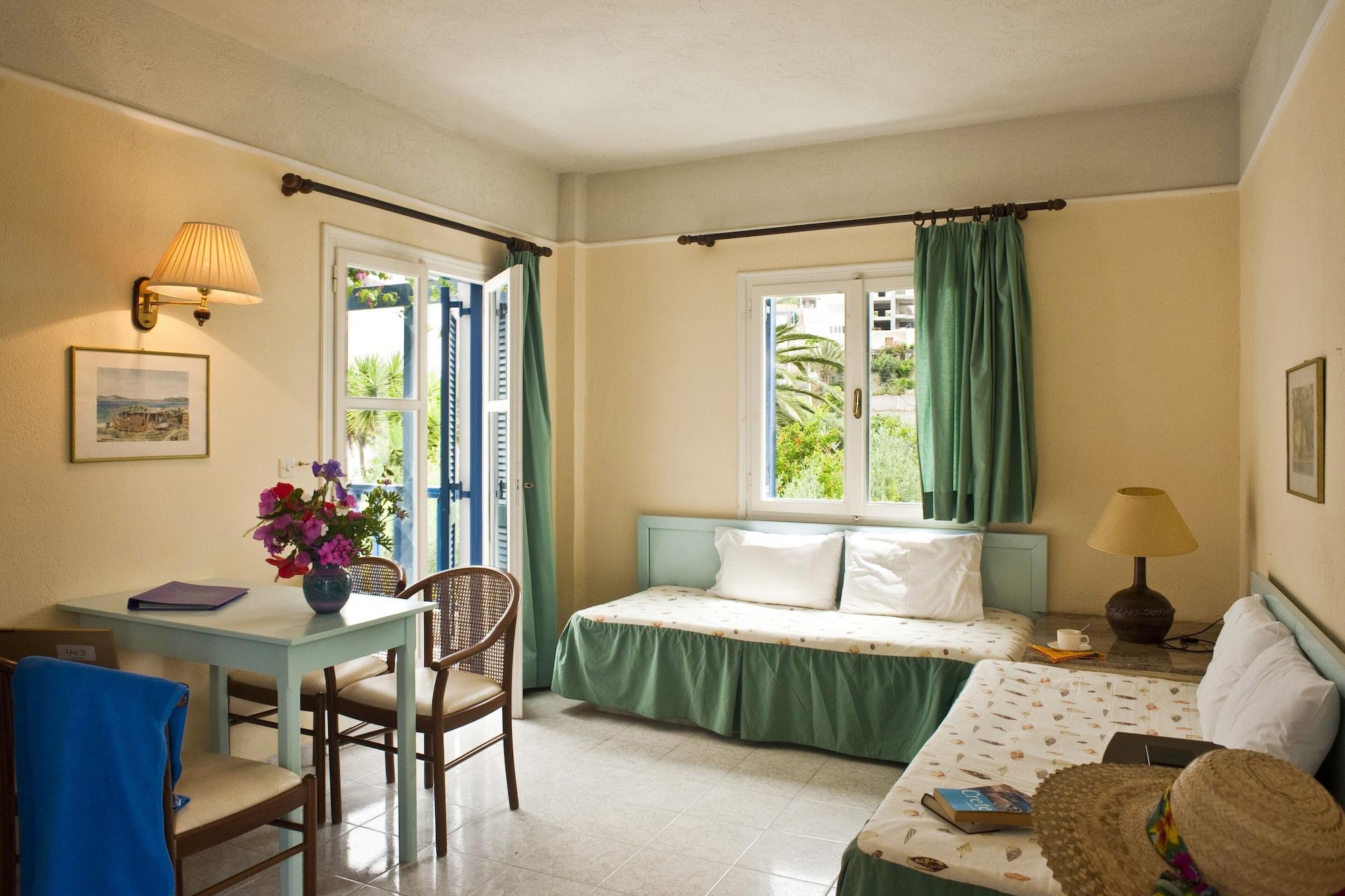 Villea Village Aparthotel 3*