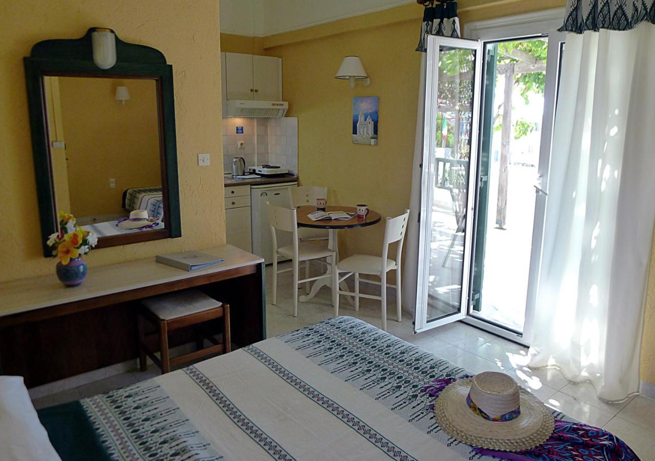 Villea Village Aparthotel 3*